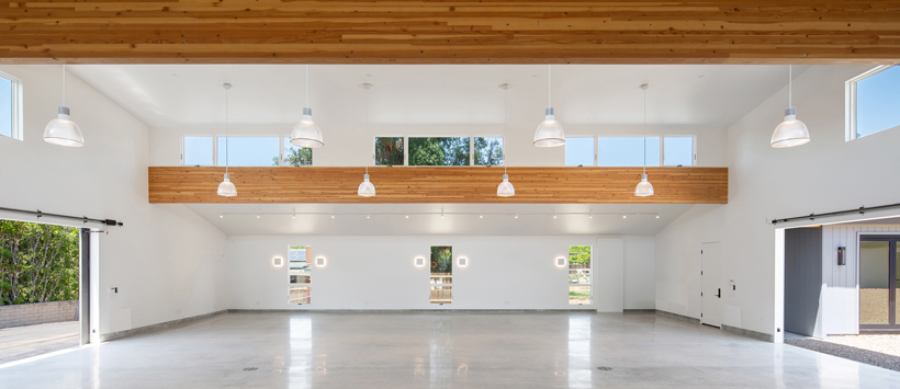 Interior N - Showcar Garage & Guest Suite Addition - ENR architects - Chad Jones Photography